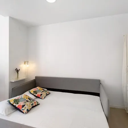 Casa Merced דירה *
